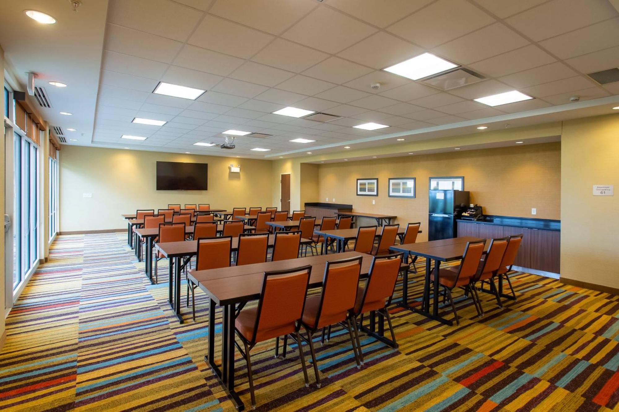 Fairfield Inn & Suites By Marriott Jamestown Luaran gambar