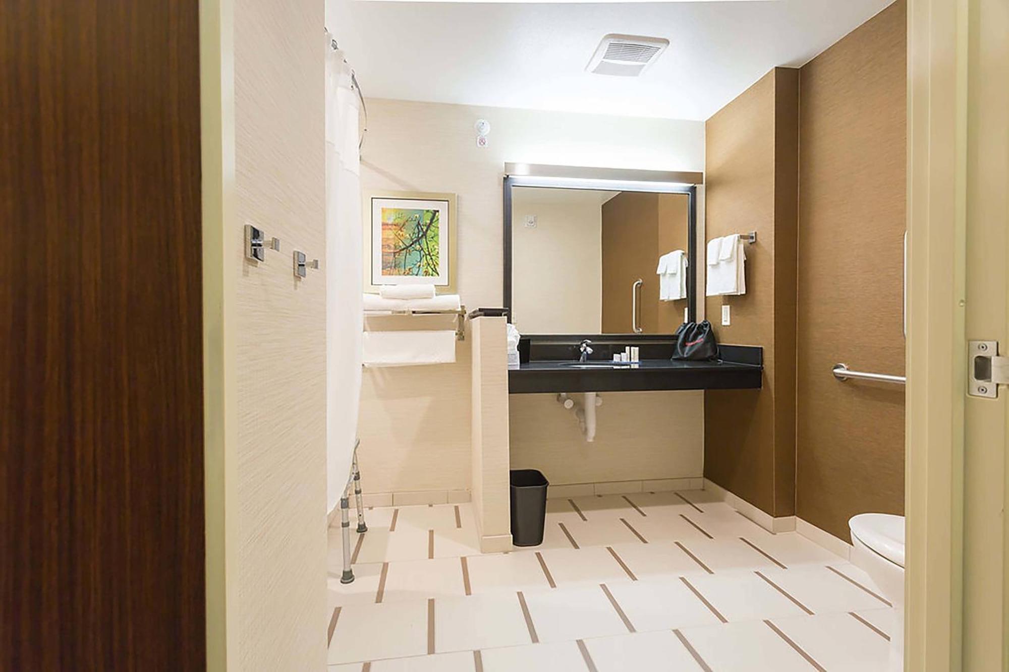 Fairfield Inn & Suites By Marriott Jamestown Luaran gambar